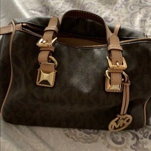 Michael Kors bolo bag.